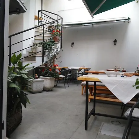 Sobe Gusti Apartment
